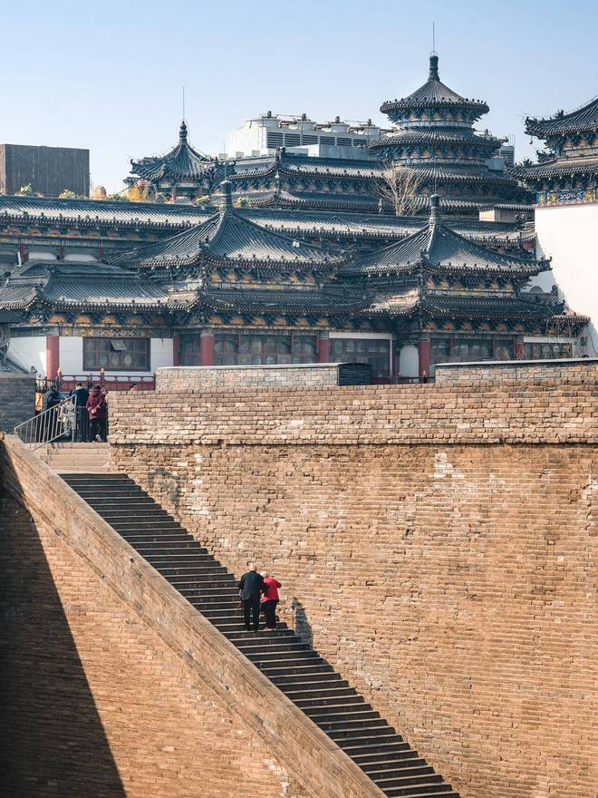 ：热门景点与地道美食一网打尽轻松享受k8凯发网站西安四天三晚情侣游玩攻略(图1)